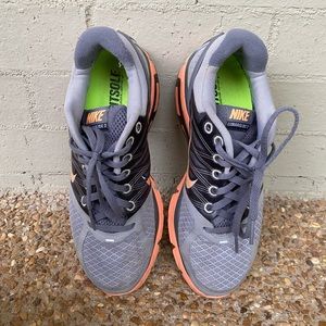 Women Nike lunarglide 2 flywire tennis shoes sz 7